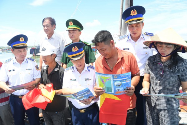 Nâng cao hiệu quả tuyên truyền luật cảnh sát biển Việt Nam qua phối hợp hoạt động giữa cảnh sát biển với các cơ quan, tổ chức lực lượng chức năng