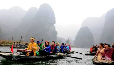 Lễ hội Tràng An 2019 mang chủ đề “Tinh hoa hội tụ trên Kinh đô đá”