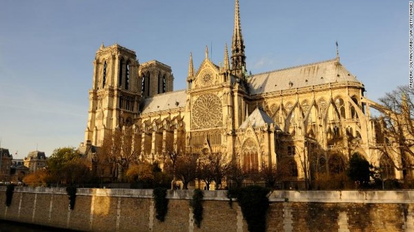 Nhà thờ Đức Bà - biểu tượng tinh hoa của Paris