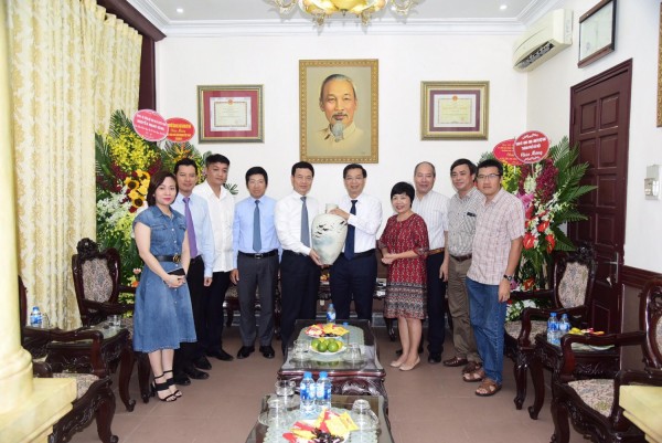 Báo chí hiện đại cần lấy công nghệ là khâu đột phá