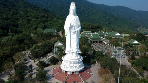 Tượng Phật Quán Thế Âm chùa Linh Ứng lọt top ảnh du lịch đẹp nhất thế giới 2019