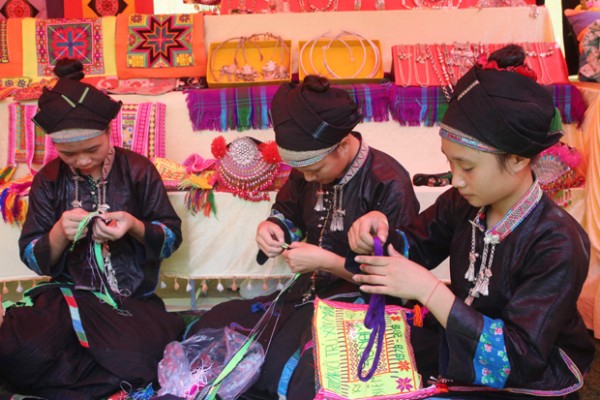 Hà Giang: Xín Mần đi đầu thực hiện Đề án "Đưa văn hóa truyền thống vào trường học"
