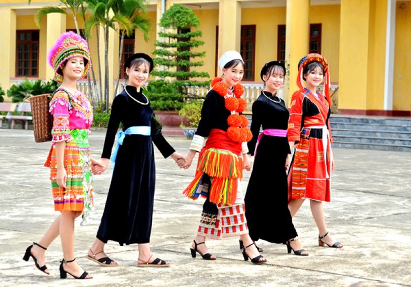 Giữ gìn, phát huy sắc màu văn hóa các dân tộc