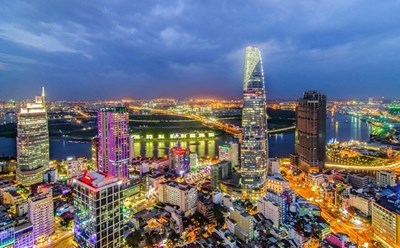 GRDP của TPHCM tăng gần 2% sau hai quý giảm sâu