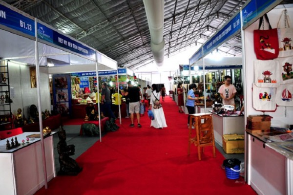 Khai mạc Hội chợ triển lãm hàng lưu niệm Thủ đô 2022