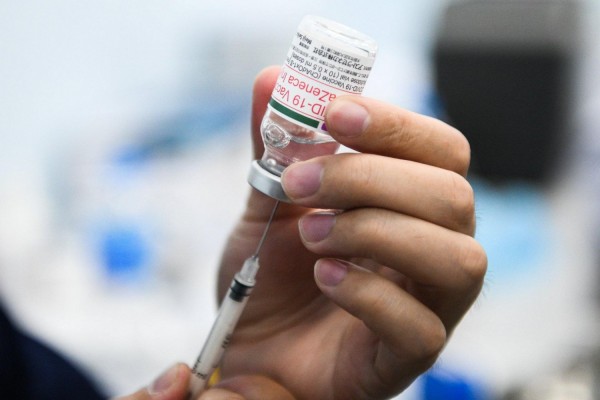 Đại dịch COVID-19 chưa kết thúc, vaccine vẫn là 'vũ khí chiến lược'