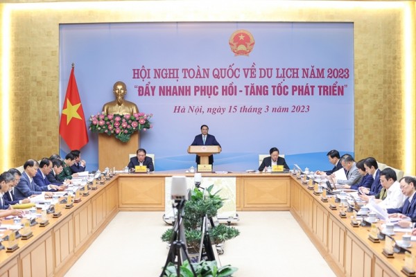 Thủ tướng Chính phủ Phạm Minh Chính chủ trì Hội nghị trực tuyến toàn quốc về du lịch năm 2023
