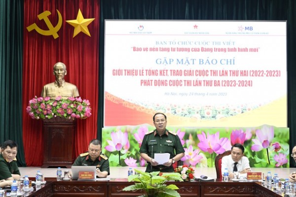 Hơn 640 tác phẩm tham dự cuộc thi 'Bảo vệ nền tảng tư tưởng của Đảng trong tình hình mới'