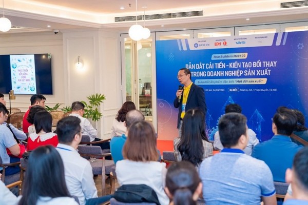Ông Phạm Minh Thắng chia sẻ tại sự kiện "Dẫn dắt Cải tiến - Kiến tạo đổi thay trong doanh nghiệp sản xuất" được tổ chức bởi Base.vn