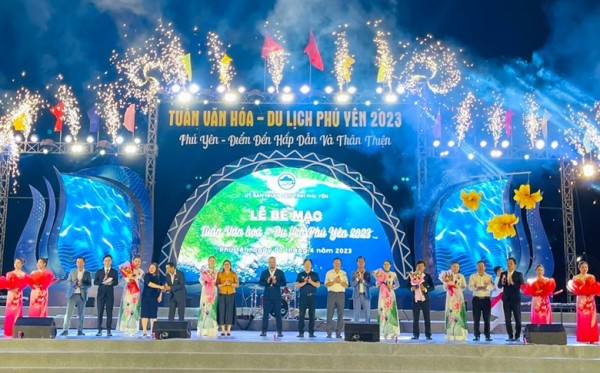 Phú Yên phấn đấu đưa du lịch trở thành ngành kinh tế mũi nhọn