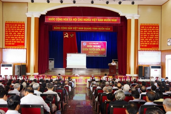 Lữ đoàn 146 Hải quân phối hợp tổ chức tuyên truyền biển, đảo