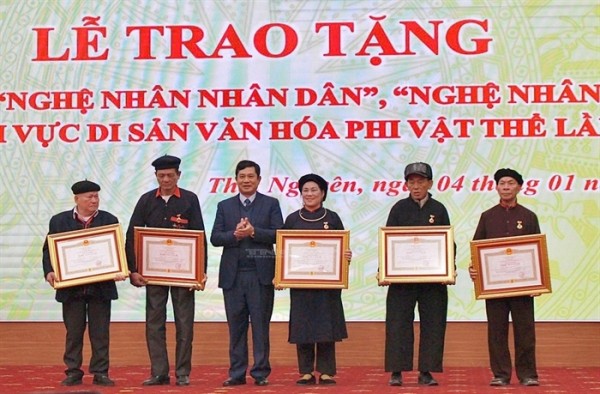 Trình Chính phủ dự thảo quy định mới về xét tặng “Nghệ nhân nhân dân”, “Nghệ nhân ưu tú”