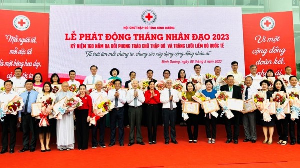 Bình Dương phát động Tháng nhân đạo năm 2023