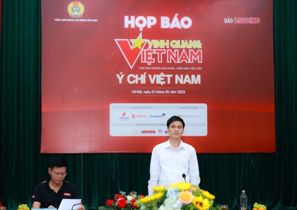 "Vinh quang Việt Nam" 2023 tôn vinh 16 điển hình tiêu biểu