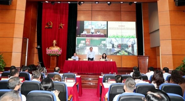 Tiếp tục hoàn thiện thể chế, chính sách về văn hóa