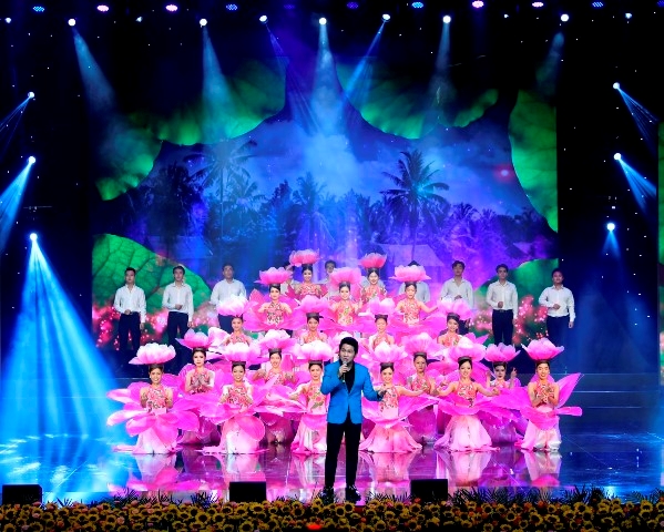 Đẩy mạnh thông tin tuyên truyền về công tác văn hóa, thể thao và du lịch