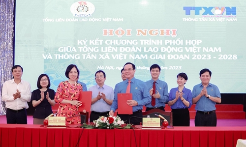 Đẩy mạnh tuyên truyền, giáo dục về các hoạt động của Công đoàn trên các sản phẩm báo chí của Thông tấn xã Việt Nam