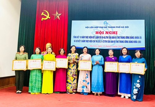 Vị trí, vai trò của người phụ nữ Thủ đô ngày càng được khẳng định