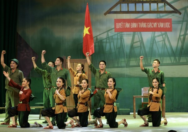 Nửa nhiệm kì ngành VHTTDL: "Bùng nổ" các liên hoan- nở rộ nhiều tác phẩm nghệ thuật có chất lượng