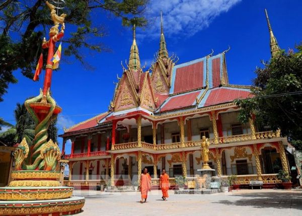 NGÔI CHÙA PHẬT GIÁO NAM TÔNG KHMER TRONG ĐỜI SỐNG CỘNG ĐỒNG...