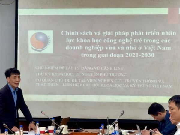 CÔNG NGHỆ, NHÂN LỰC VÀ DOANH NGHIỆP, BA TRỤ CỘT HƯỚNG ĐẾN...