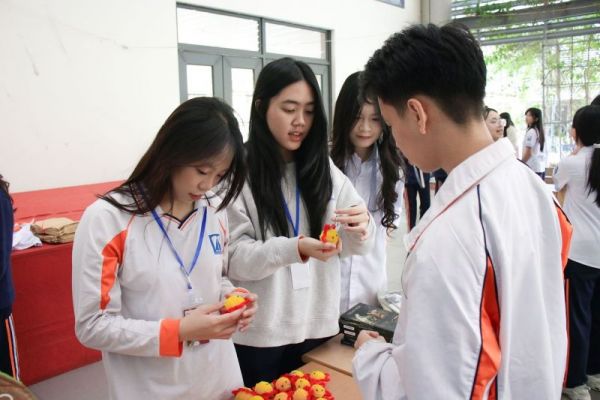 NGÀY ĐỔI GIẤY “THE SOLAR TRAIL”: QUYÊN GÓP GIẤY ĐỔI QUÀ,...