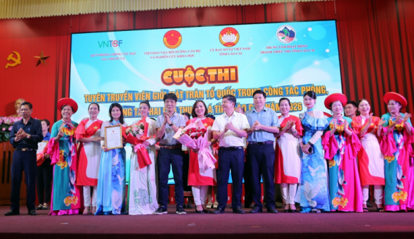 LAN TỎA THÔNG ĐIỆP XÂY DỰNG CỘNG ĐỒNG KHÔNG KHÓI THUỐC TỪ...