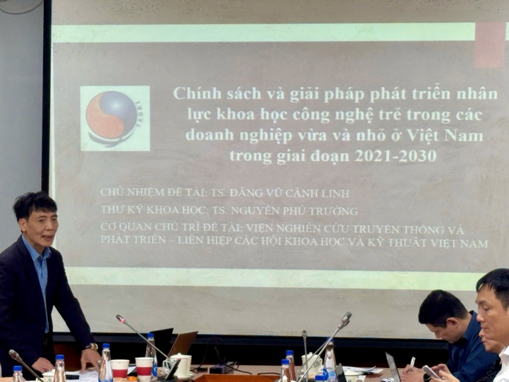 CÔNG NGHỆ, NHÂN LỰC VÀ DOANH NGHIỆP, BA TRỤ CỘT HƯỚNG ĐẾN VĂN KIỆN ĐẠI HỘI ĐẢNG LẦN THỨ XIV